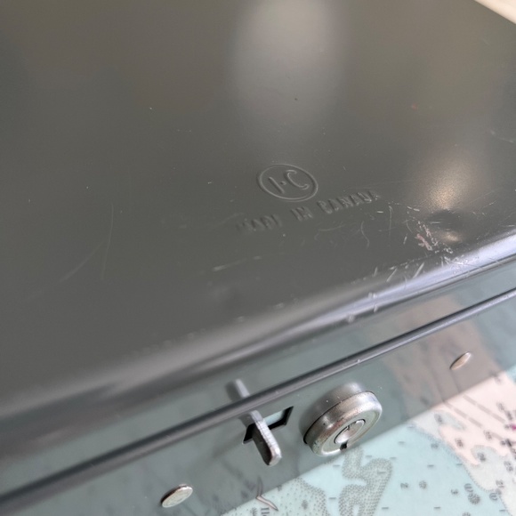 Vintage Grey Metal Box / Tin / Organizer - Picture 2 of 4